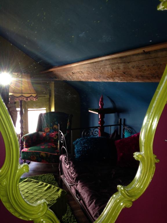 Des Gouts Et Des Couleurs Apartment Verviers Room photo